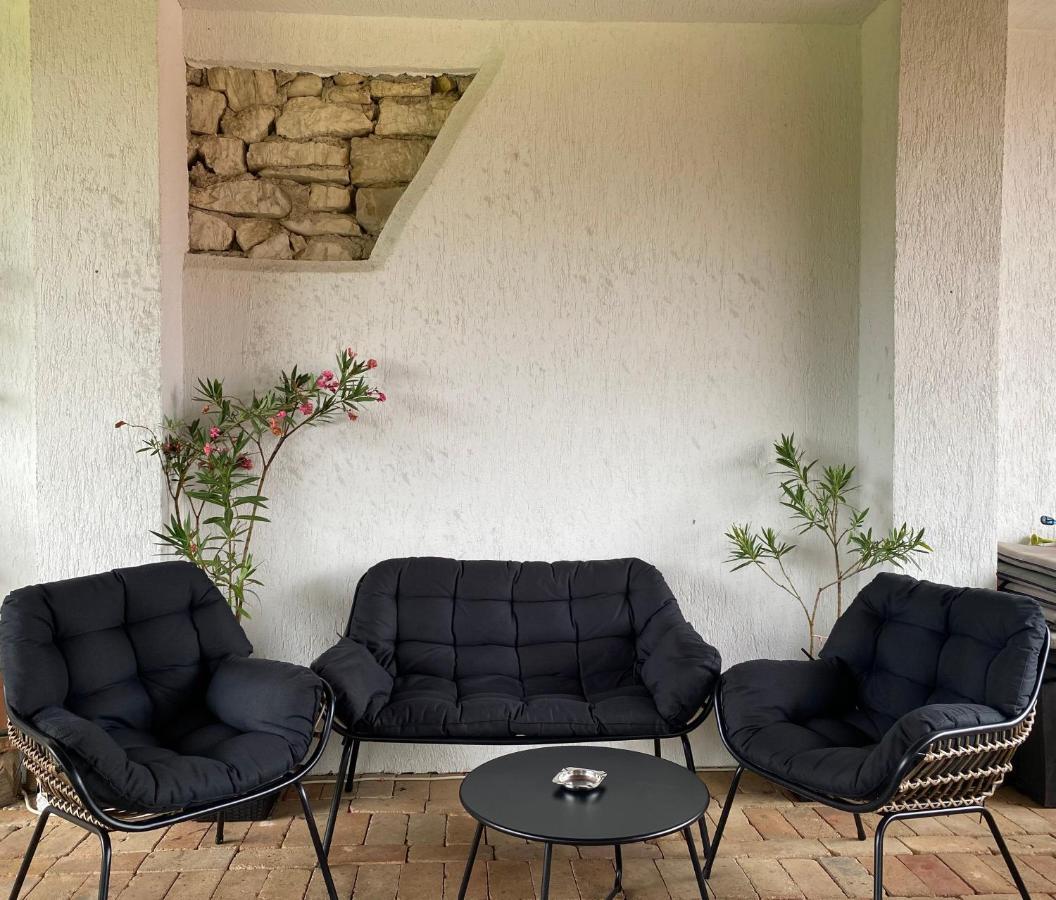 Casa De Vacanta Potoc Екстериор снимка